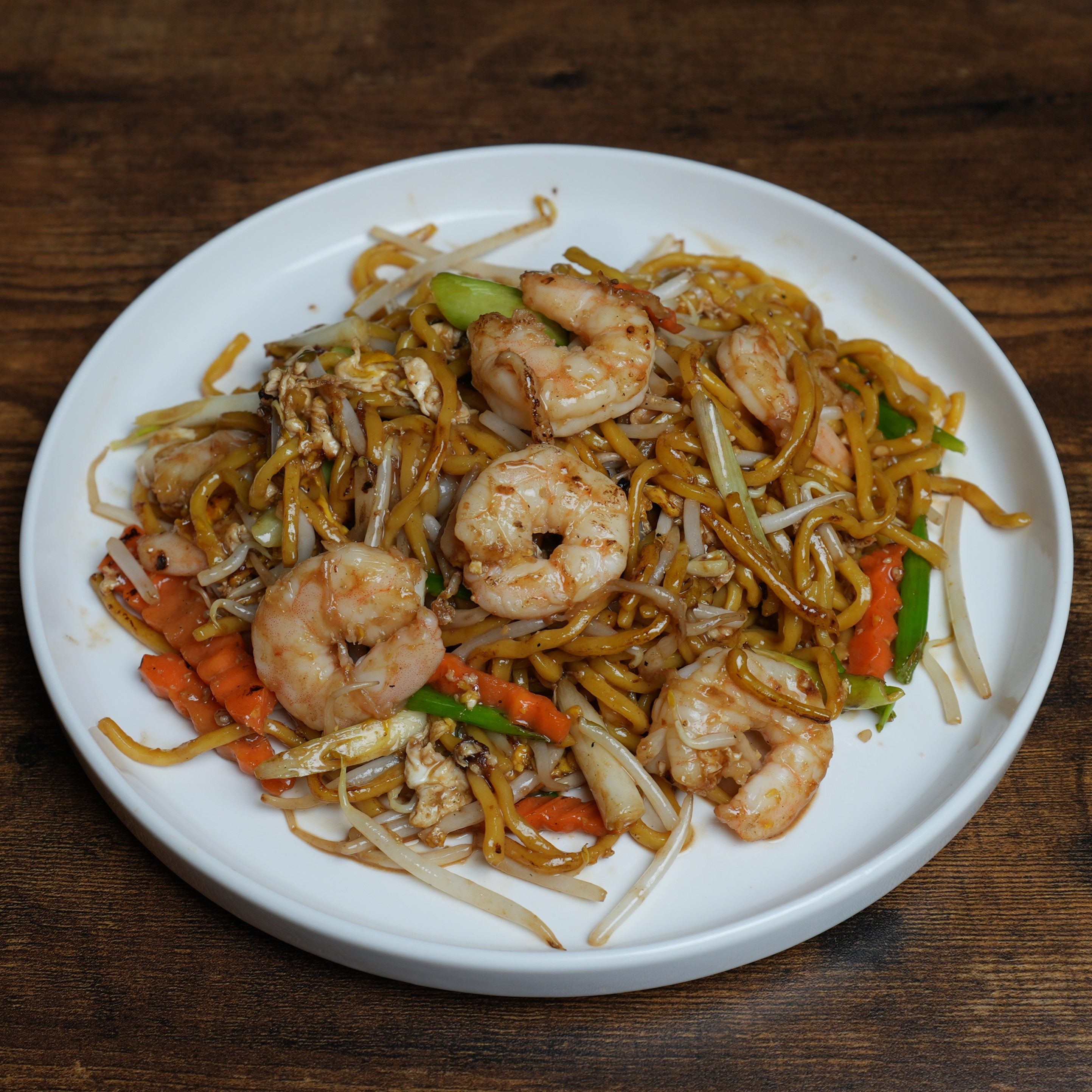 Lo Mein Noodles.