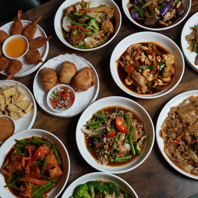 Skip the Line—Order Nalak Thai Online